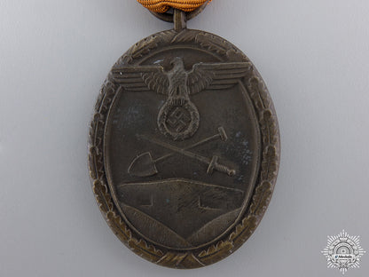 a_second_war_west_wall_medal_with_packet_img_02.jpg54e39f23700df