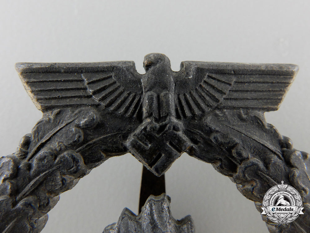 a_kriegsmarine_minesweeper_war_badge_by_rudolf_karneth&_söhne_img_02.jpg55cb66f6e5713