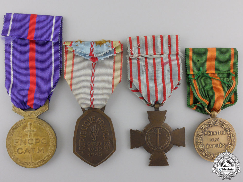 four_second_war_french_medals_and_awards_img_02.jpg5550dd4e77b3a