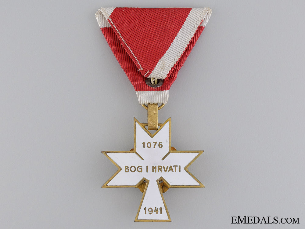 a_croatian_order_of_king_zvonimir1941-45;_third_class_knight_img_02.jpg53f4de60d67e3