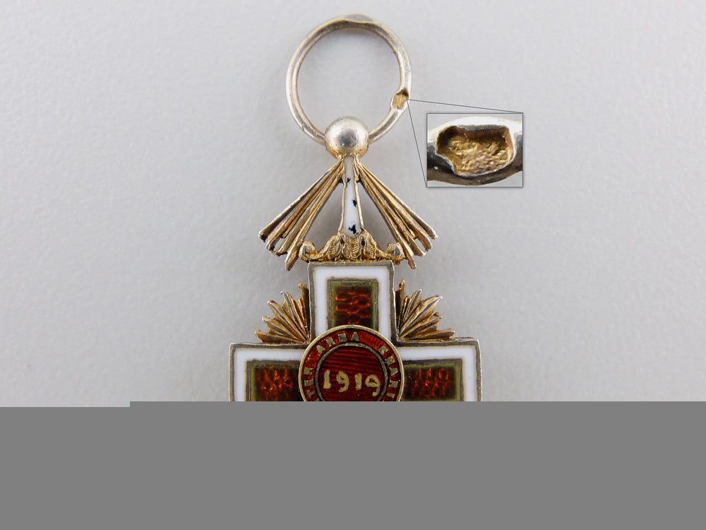 a_miniature_order_of_the_estonian_red_cross_img_02.jpg55ae43f8e7cc4