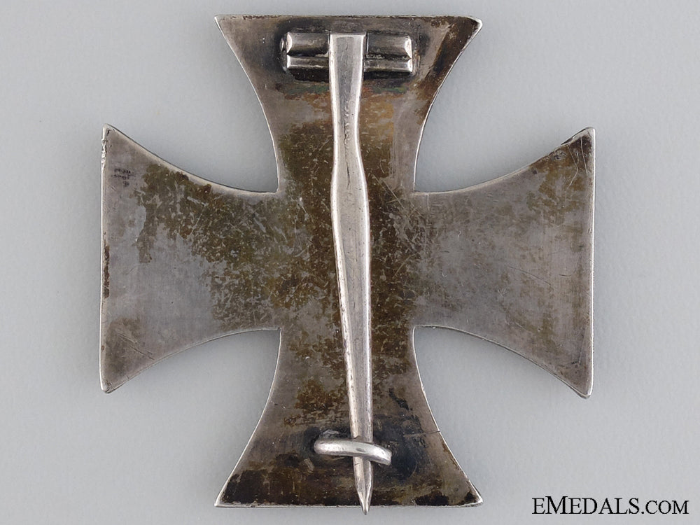 an_iron_cross_first_class1914_by'_wagner&_sohn'_img_02.jpg5446b2fb86e8d