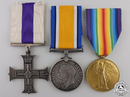 a_canadian_military_cross_for_rescuing_wounded_in_the_field_img_02.jpg555b41b4bad27