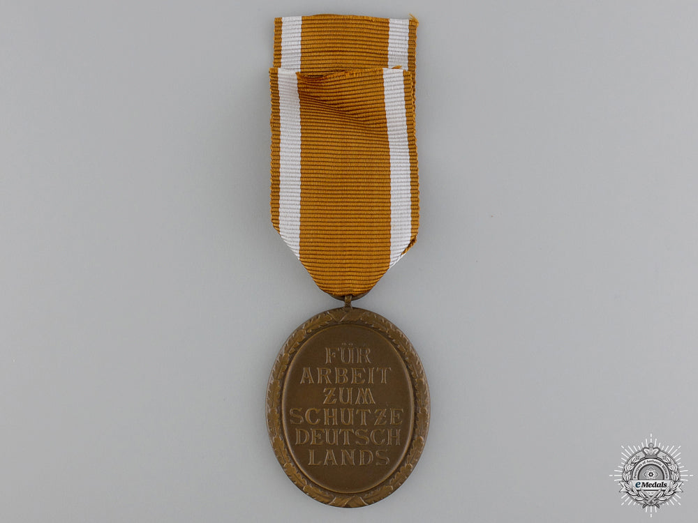 a_second_war_west_wall_medal_img_02.jpg54a2bb54472aa