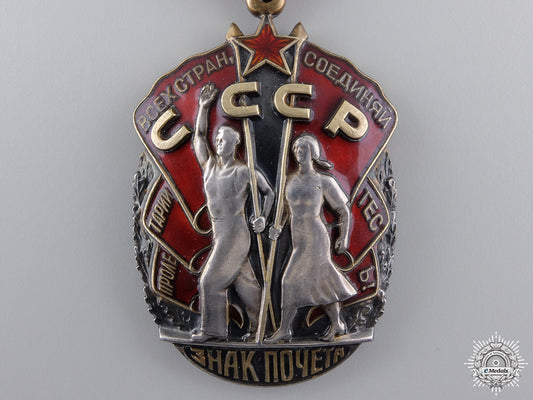 a_soviet_order_of_the_badge_of_honour_img_02.jpg54d11f256c2b1