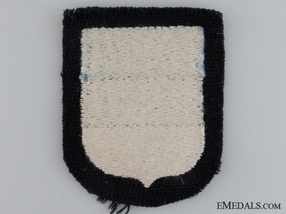 an_estonian_waffen-_ss_volunteer’s_shield_img_02.jpg546b9749120d5