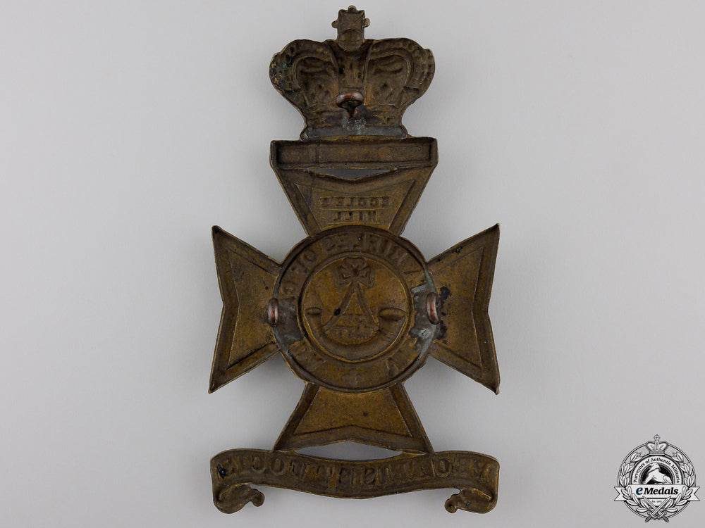 canada._a3_rd_battalion_victoria_rifles_helmet_plate_img_02.jpg554a32df43065