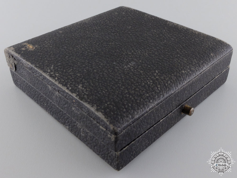 a_cased_gold_grade_wound_badge_by_b.h._mayer_img_02.jpg547cd35fe57c7