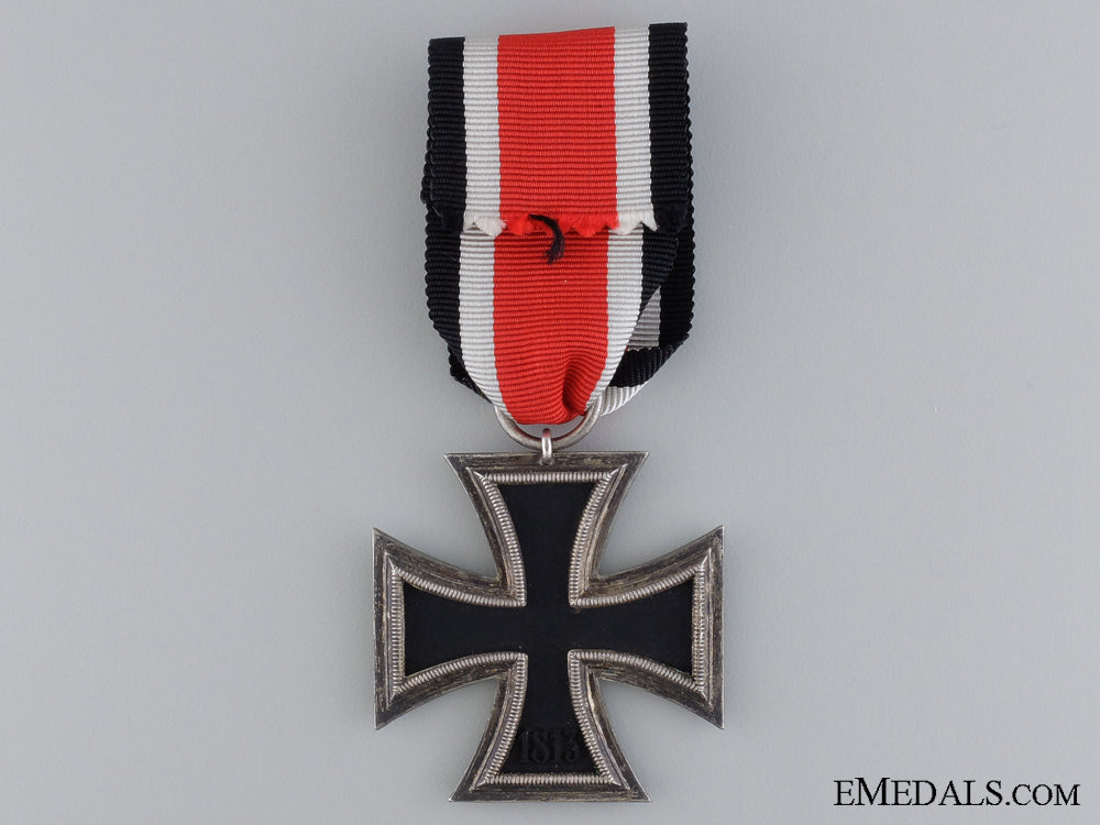 a_wwii_iron_cross_second_class1939_img_02.jpg5455087a247f4