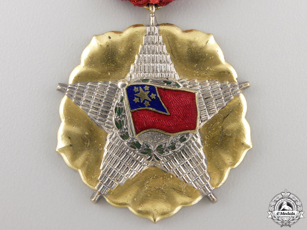 a_possibly_unique_burmese_military_merit_award_by_ikom,_zagreb_img_02.jpg5580520244416