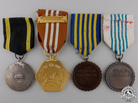 four_medals_from_indonesia&_singapore_img_02.jpg553e5aea2f033