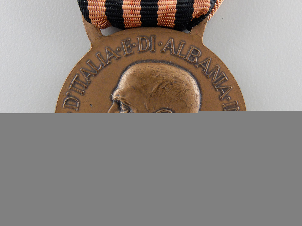 an_italian_expedition_to_albania_campaign_medal;_type1_img_02.jpg55c4bfe4af2df