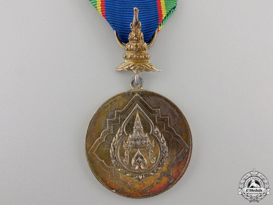 a_thai_order_of_the_crown;_silver_grade_medal_img_02.jpg5568b947e46ba