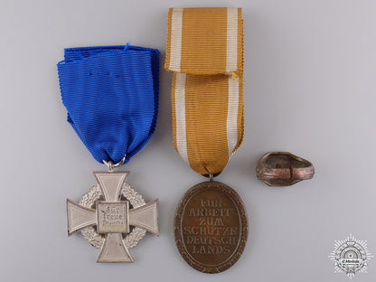 three_second_war_german_awards_with_rad_ring_img_02.jpg548ef79d42f25