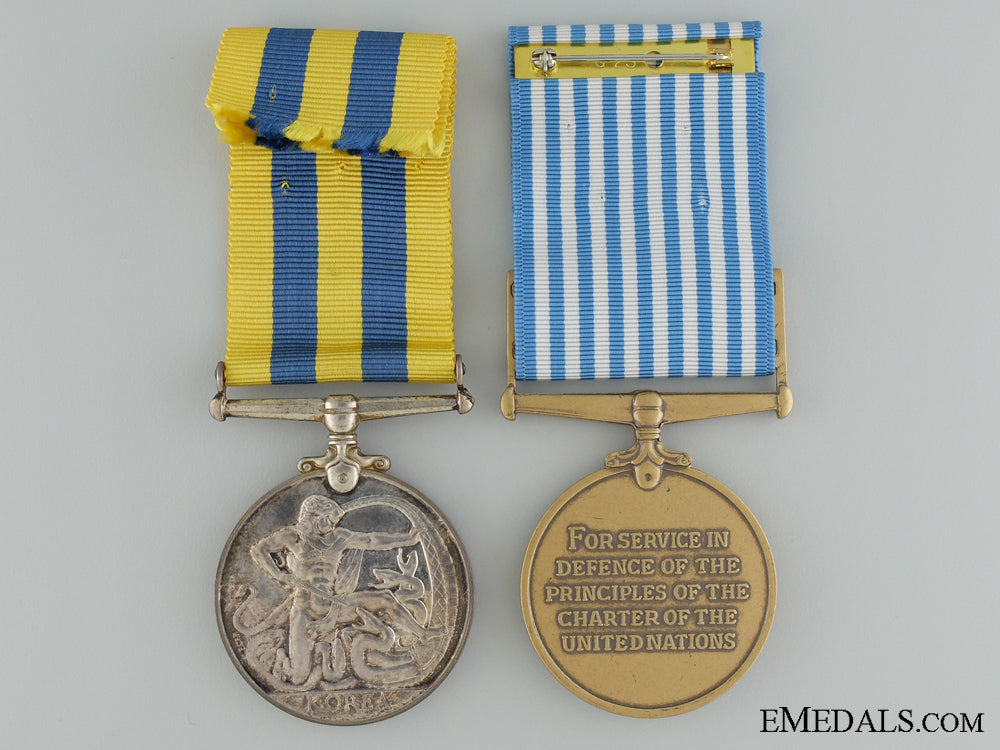 a_canadian_korea_medal_pair_to_w.r.comtois_img_02.jpg5373a723b11ae