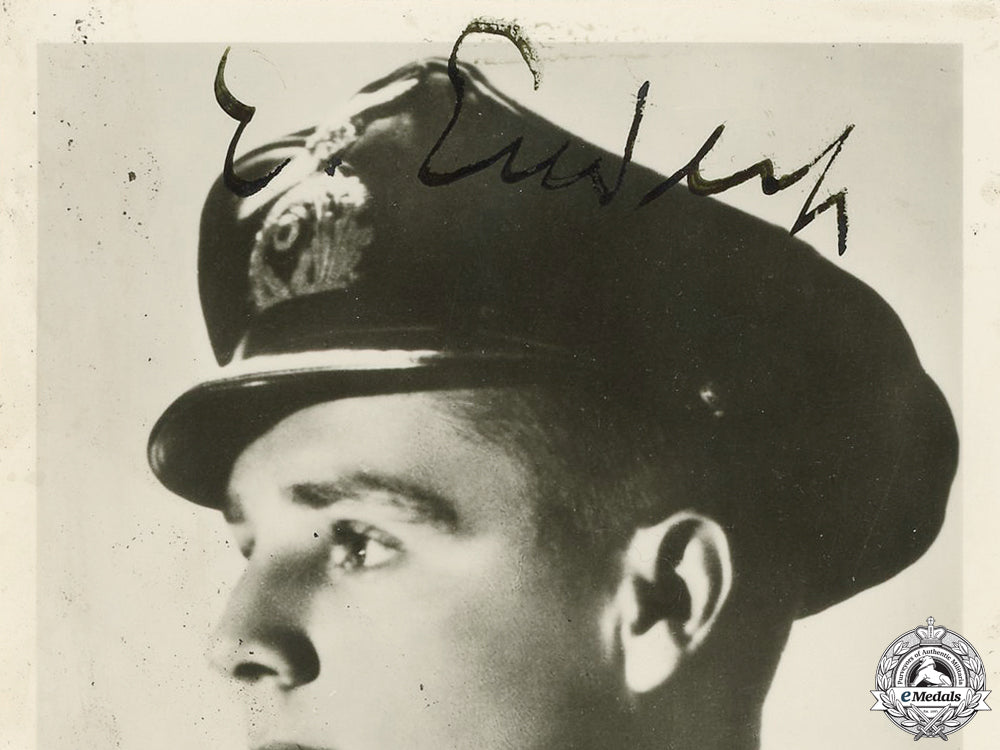 a_war_time,_c.1941_signed_kreigsmarine_knight's_cross_winner_photo;_endrass_img_02.jpg554cd8ef3d7f1