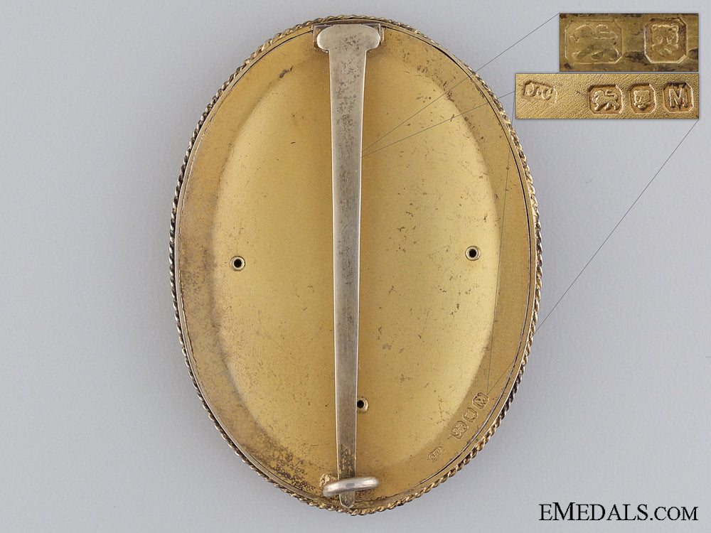 a_knight's_bachelor's_badge(_kb);_smaller_type1933-1973_img_02.jpg53f4ec15d02fc