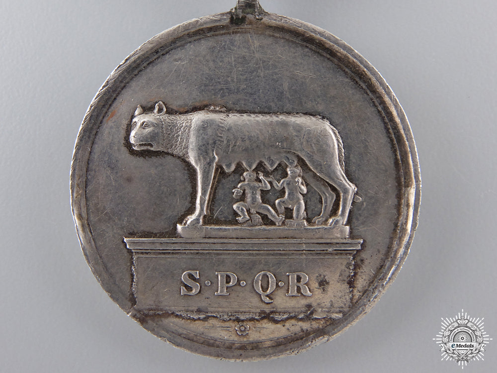 a_roman_merit_medal:_s.p.q.r_img_02.jpg54da329d2dde5