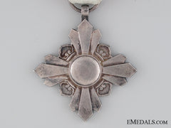 Japan. Order Of The Auspicious Clouds - 8Th Class