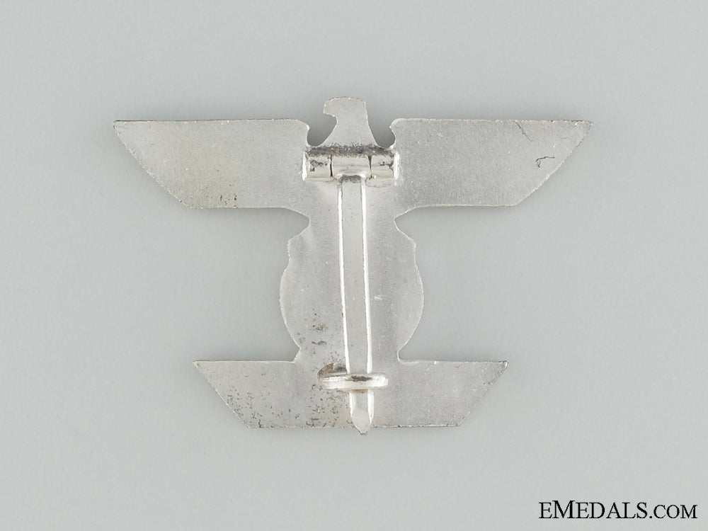 clasp_to_the_iron_cross1_st_cl.1939_img_02.jpg5395e092d9b4a