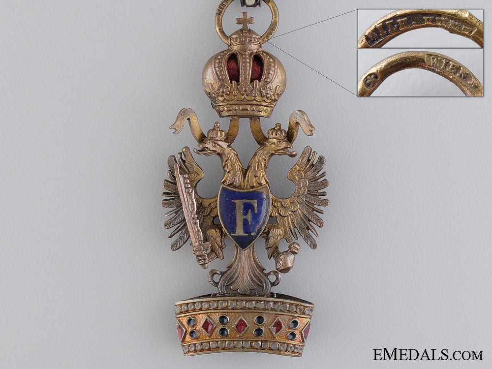 an_austrian_order_of_the_iron_crown_by_w._kunz_img_02.jpg53f797848f442