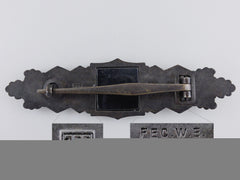 A Near Mint Bronze Grade Close Combat Clasp By Josef Feix & Sohn