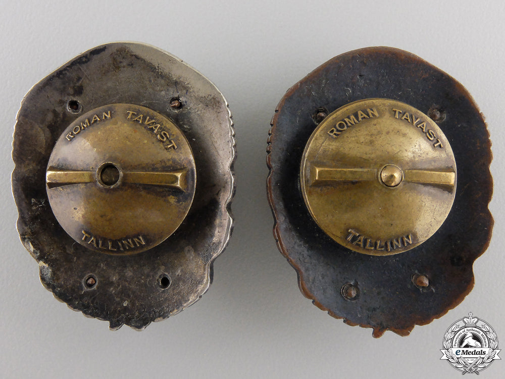 two_estonian_army_shooting_badges;1_st_and2_nd_class_img_02.jpg556dc97d06a26_1