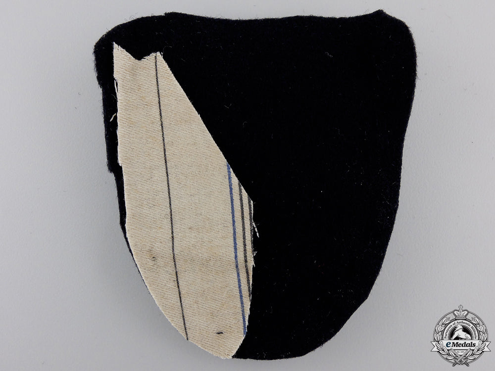 a_uniform_removed_krim_campaign_shield_img_02.jpg55327331c3d97