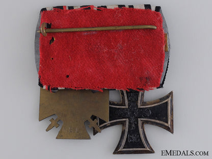 a_pair_of_first_war_german_awards_img_02.jpg544bc2e3097d0