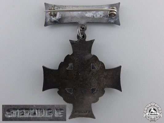 a_qeii_canadian_memorial_cross;_unissued_img_02.jpg55269b1594c62