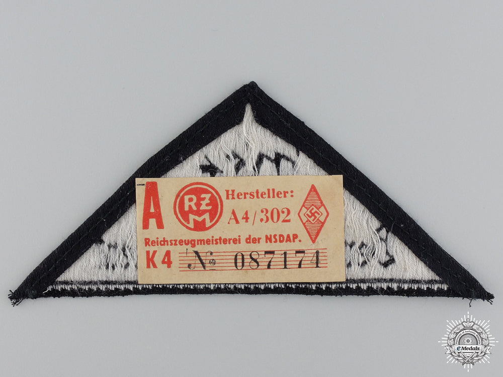 a_bdm_district_triangle_sleeve_badge_with_rzm_tag_img_02.jpg54a19f10b0416