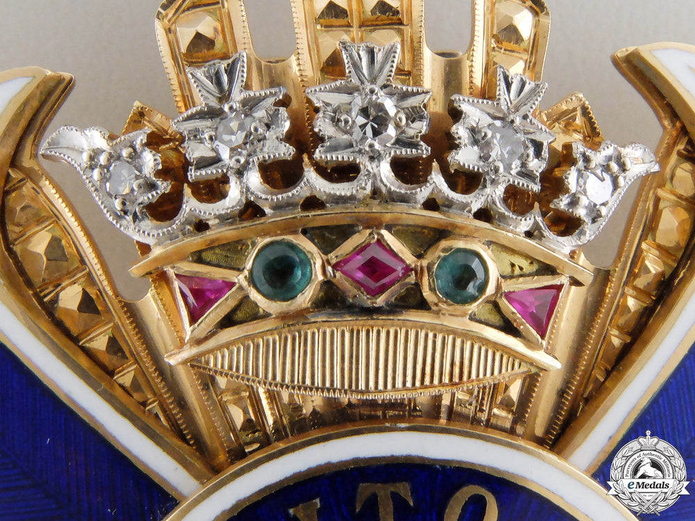 a_most_superb_spanish_order_of_civil_merit_in_gold&_diamonds_img_02.jpg5537c23329975