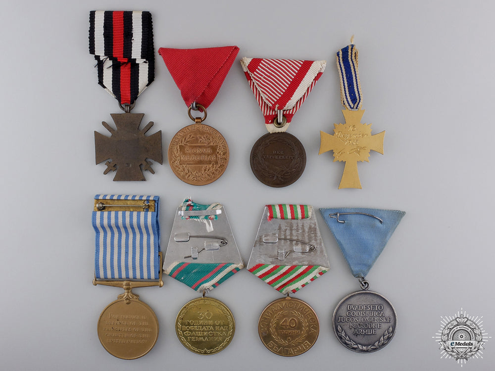 eight_european_medals&_awards_img_02.jpg54ad4a61b9fc8