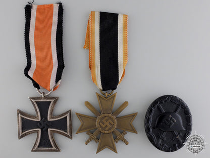 a_medal&_award_document_group_to_the_reserve_panzer_regt._img_02.jpg54bfd04fa6c92