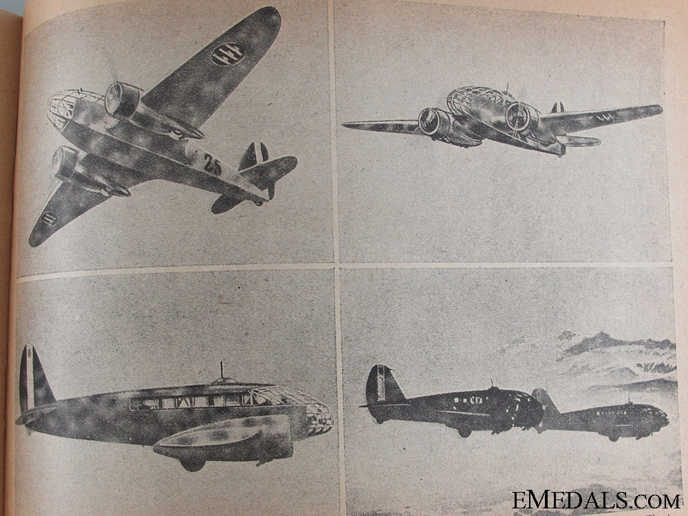 four_wwii_aircraft_identification_manuals_img_0303_copy