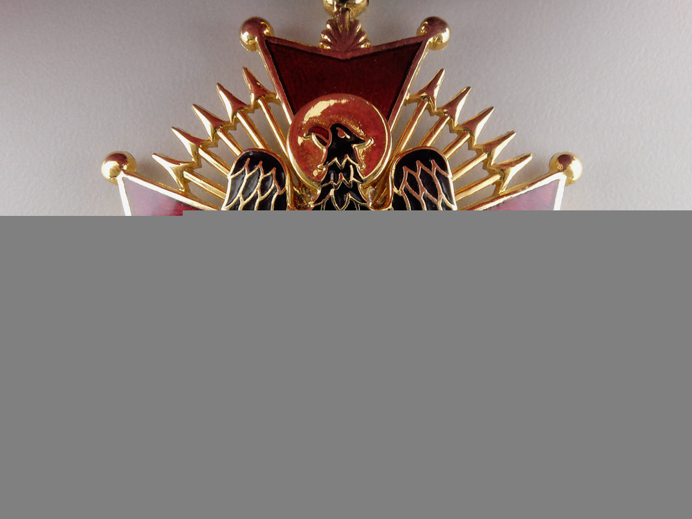 spain,_franco_period._an_order_of_cisneros,_grand_cross_badge,_c.1960_img_03.jpg5579b59687058