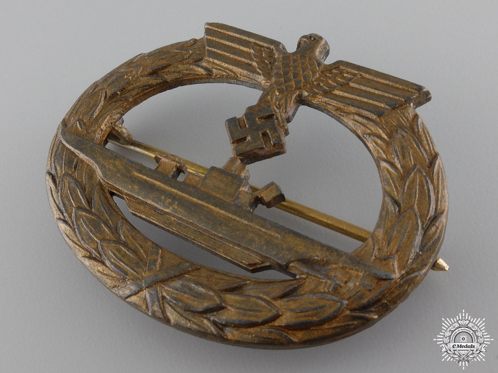 a_kriegsmarine_submarine_war_badge_by_friedrich_orth_img_03.jpg54b976542363a