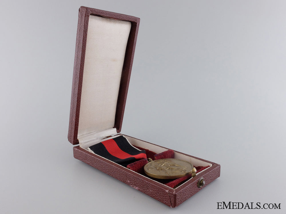 a_commemorative_medal_october1.1938_with_case_img_03.jpg546634e70ff7d