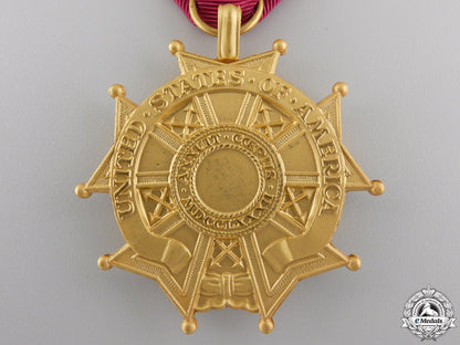 an_american_legion_of_merit;_legionnaire_grade_with_oak_cluster_img_03.jpg558973fd4c3b5