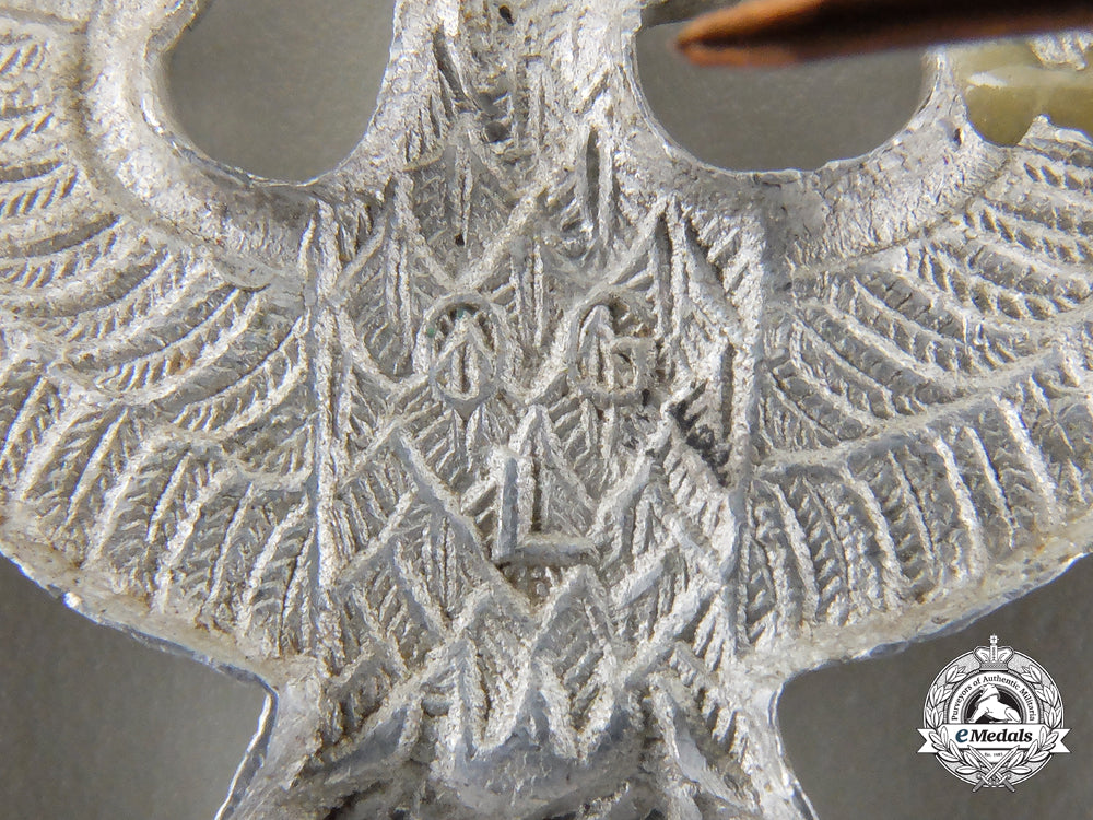 a_german_police_cap_badge_img_03_11