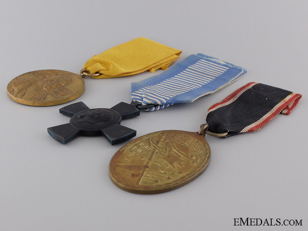 three_german_imperial_medals_img_03.jpg5458e165ae8c5