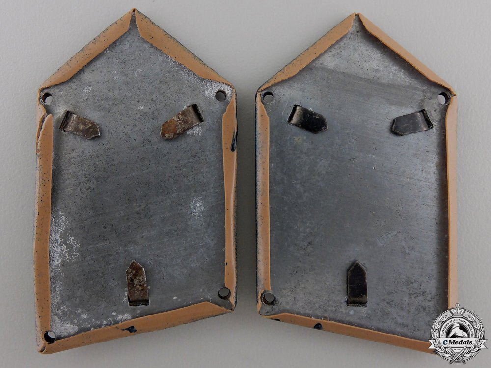 a_set_of_croatian_tank/_armoured_regiment_collar_badges_with_photo_img_03.jpg553fd6c1cfb89