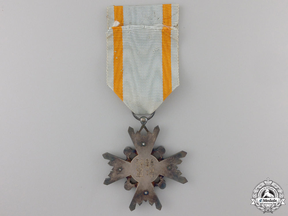 a_japanese_order_of_the_sacred_treasure;_fourth_class_img_03.jpg55806032b1154
