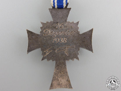 a_silver_grade_mother's_cross_img_03.jpg55a6ac075b5e3