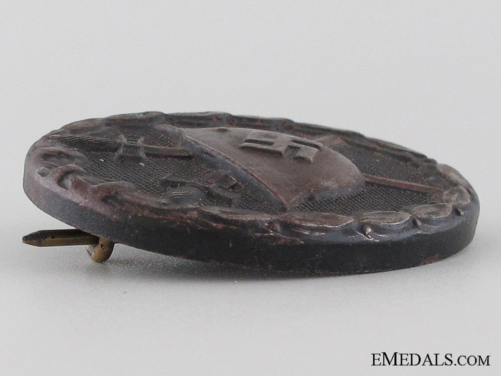 wound_badge_black_grade-_marked_img_03.jpg52fa7cdca1688