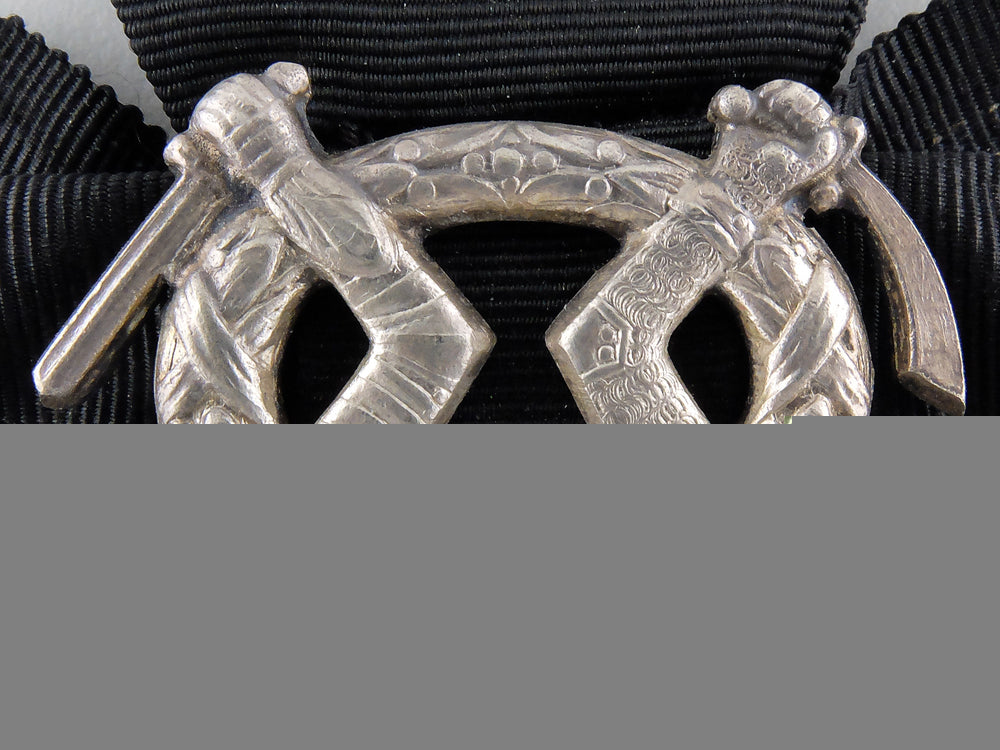 a_finnish_order_of_liberty_cross;_cross_of_mourning_img_03.jpg5537aa22e3627