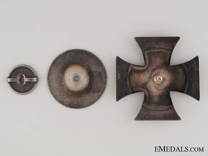 a_fine_quality_screw_back_iron_cross1_st_class1914_img_03.jpg52ec109bb02b6