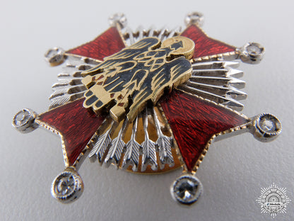 spain,_fascist_state._an_order_of_cisneros_in_gold&_diamonds,_miniature,_c.1955_img_03.jpg5501af413726d_1_1