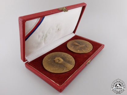 two_czech_second_war_liberation_table_medals_with_case_img_03.jpg55534d52bec72