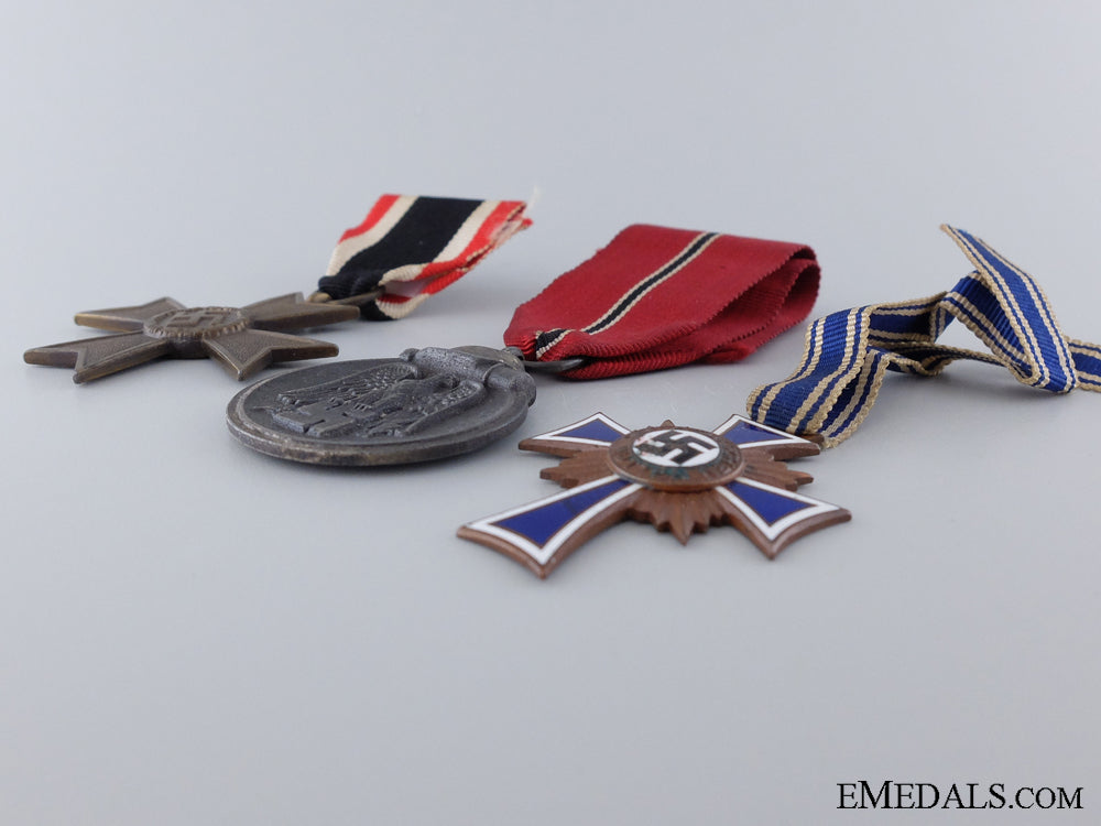 three_wwii_german_awards_img_03.jpg53ac4b58a1bd9